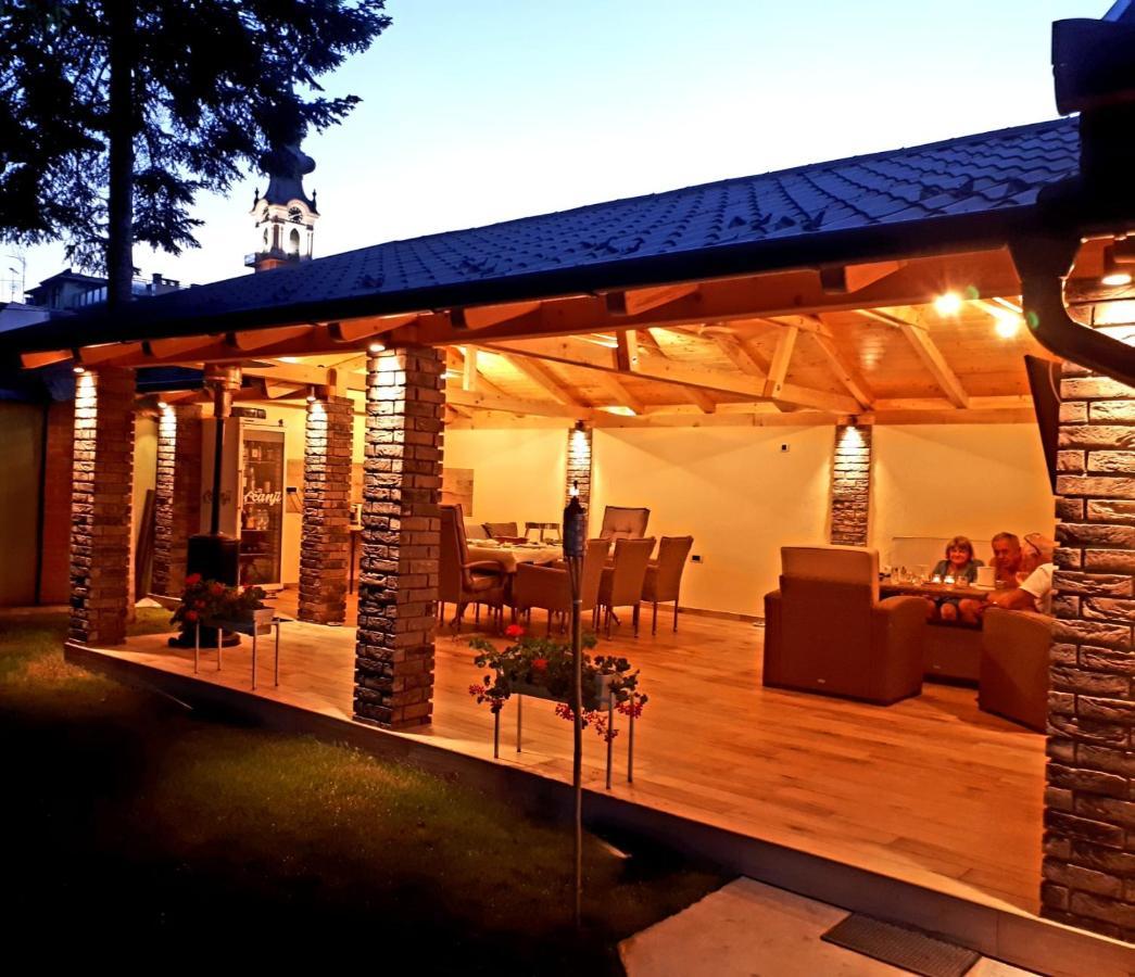 Pansion Canji Backi Petrovac Exteriér fotografie