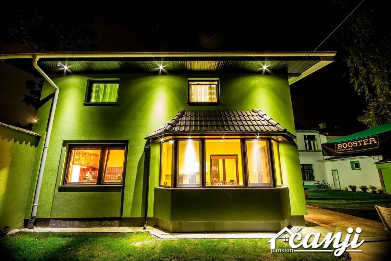 Pansion Canji Backi Petrovac Exteriér fotografie